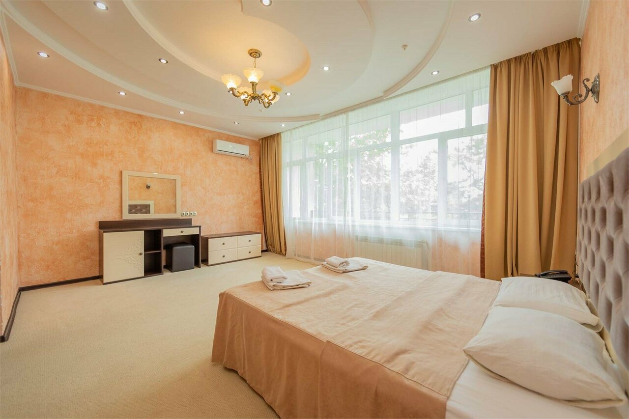 Гостиница Царь Евпатор Евпатория